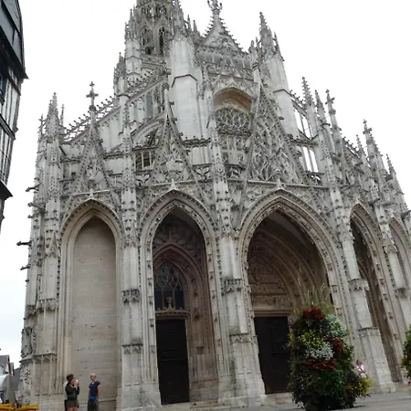 Apartamento Confort En Couleurs