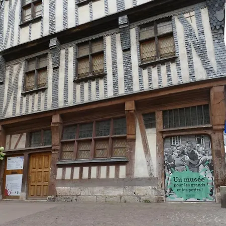 Apartamento Confort En Couleurs *